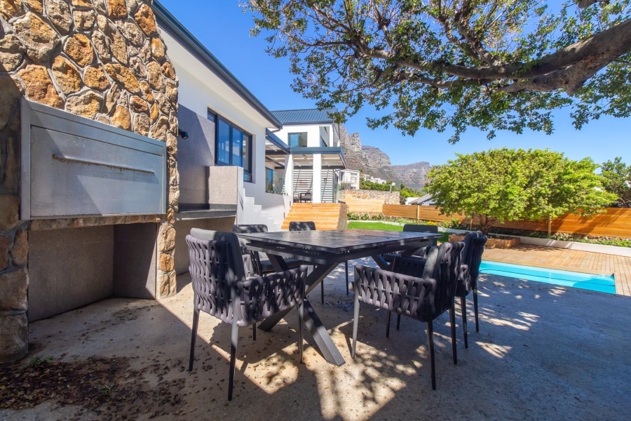 4 Bedroom Property for Sale in Camps Bay Western Cape